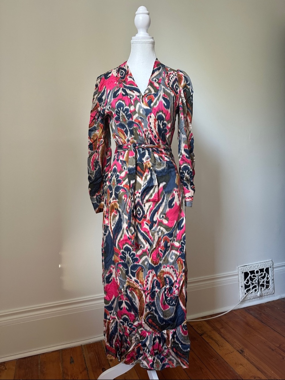 VILAGALLO Paisley Summer Floral Printed Wrap Ruffle Hem Maxi Dress Size 10 - Picture 3 of 7